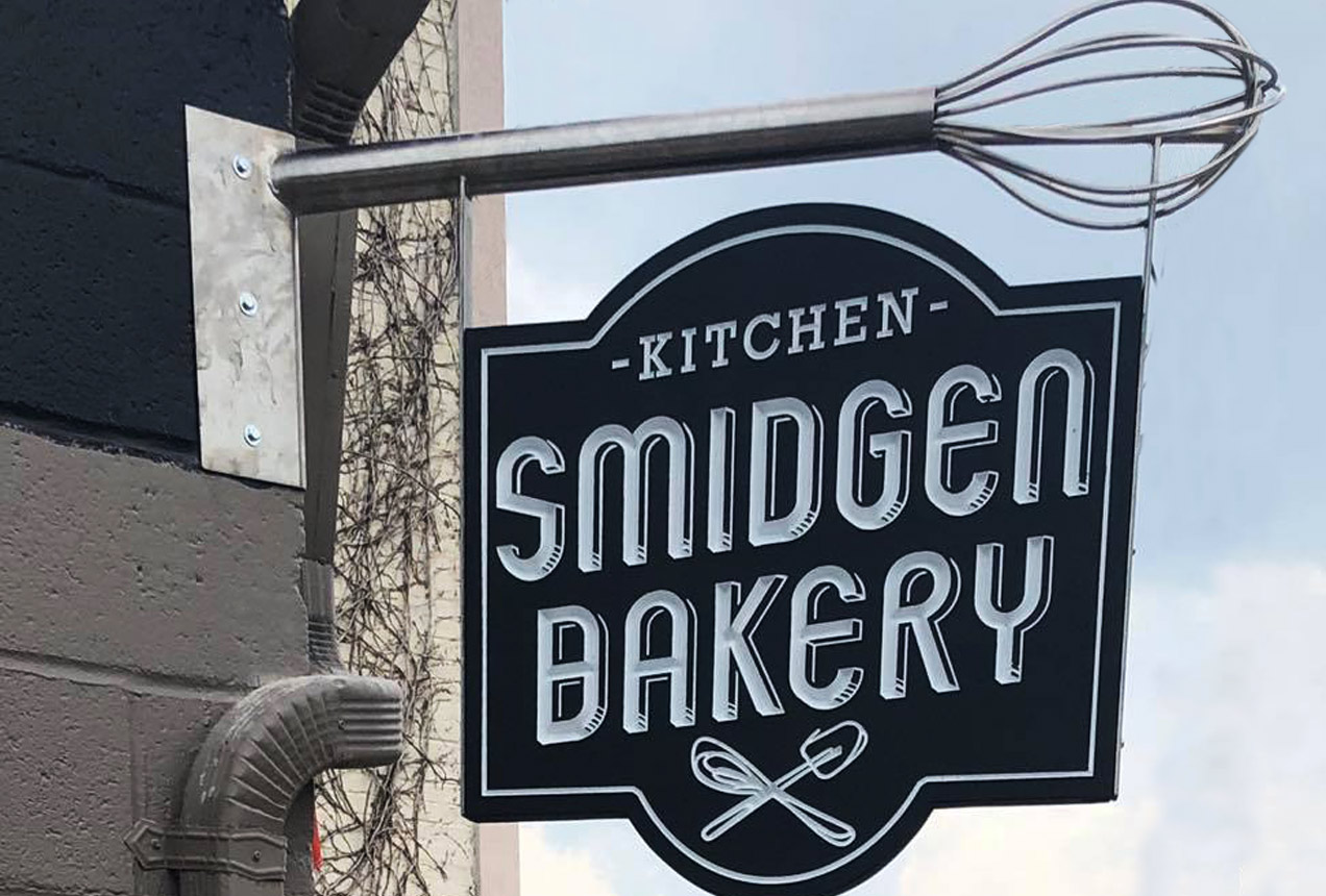 branding-kitchen-smidgen-sign